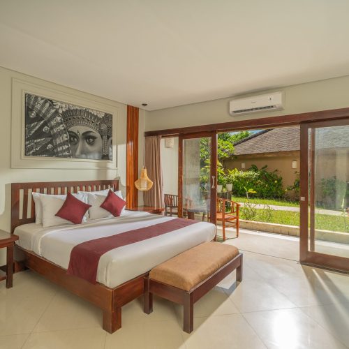 Deluxe Room with Balcony Breakfast