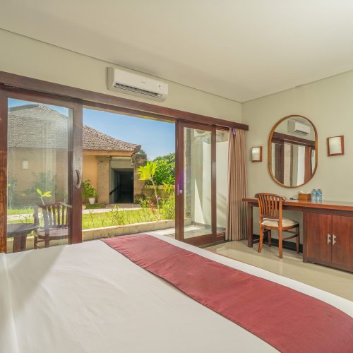 Deluxe Room with Balcony Breakfast